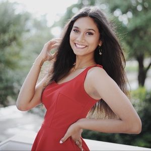 Meet your Posher, Priya